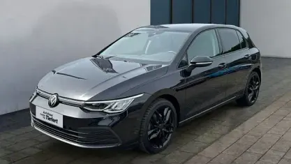 Gebraucht VW Golf VIII Life 150 PS (110 kW) 2023 Limousine
