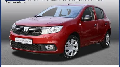 Rot Gebraucht 2017 Dacia Sandero Ambiance Limousine | 7.988 € (Fairer Preis)