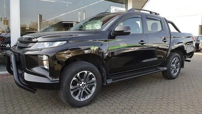 Gebraucht Mitsubishi L200 150 PS (110 kW) 2020 Pantherschwarz Pickup