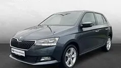 Quarzgrau metallic Gebraucht 2019 Skoda Fabia Limousine | 10.750 € (Fairer Preis)