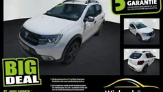 Gletscherweiss Gebraucht 2017 Dacia Sandero Celebration Kleinwagen | 7.990 € (Fairer Preis)