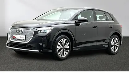 Gebraucht Audi Q4 e-tron Advanced 150 kW (204 PS) 2023 Schwarz SUV