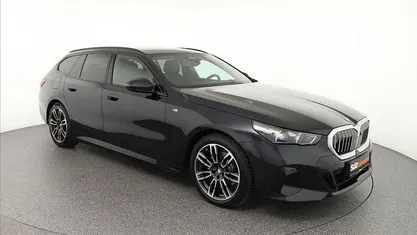 Gebraucht BMW 520 M Sport 197 PS (144 kW) 2025 Schwarz Limousine