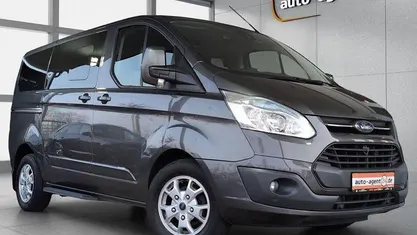 Gebraucht Ford Tourneo Titanium 155 PS (114 kW) 2015 Van / Kleinbus