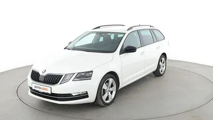 Weiß Gebraucht 2019 Skoda Octavia Style Kombi | 18.320 € (Fairer Preis)