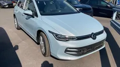 Gebraucht 2025 VW Golf VIII Life | 27.445 € (Guter Preis)