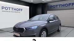 Grau Gebraucht 2023 Skoda Fabia Selection Limousine | 15.777 € (Fairer Preis)