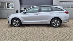 Shimmering silver metallic Neu 2025 Hyundai i30 Kombi | 22.990 € (Guter Preis)