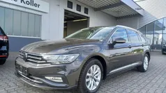 Grau Gebraucht 2023 VW Passat Business Kombi | 27.970 € (Fairer Preis)