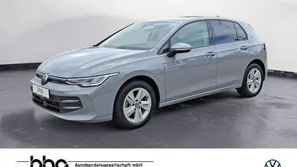 Grau Gebraucht 2025 VW Golf Life Limousine | 22.420 € (Fairer Preis)