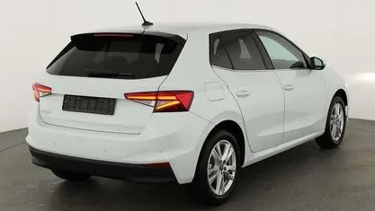 Gebraucht 2025 Skoda Fabia Selection Limousine | 23.695 € (Fairer Preis)