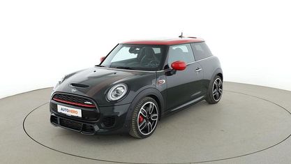 Używany Mini John Cooper Works 231 KM (169 kW) 2021 Czarny Hatchback
