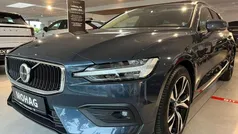 (723) denim blue metallic Gebraucht 2024 Volvo V60 Core Kombi | 36.990 € (Fairer Preis)