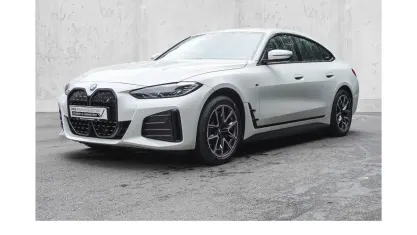 Gebraucht BMW i4 M Sport 210 kW (286 PS) 2023 Weiß Limousine