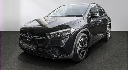 Gebraucht Mercedes GLA220 Progressive 190 PS (139 kW) 2024 Lack kosmosschwarz SUV