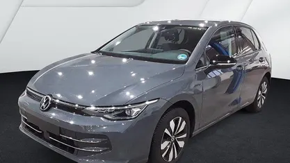 Gebraucht VW Golf VIII Life 116 PS (85 kW) 2025 Limousine
