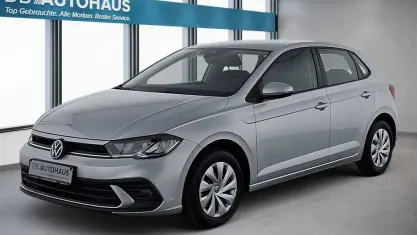 Gebraucht VW Polo Life 95 PS (69 kW) 2023 Silber Kleinwagen