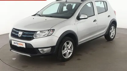 Silber Gebraucht 2016 Dacia Sandero Prestige Kleinwagen | 8.090 € (Fairer Preis)