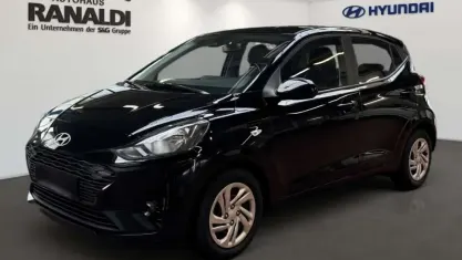 Neu Hyundai i10 Select 63 PS (46 kW) 2026 Phantom black / met Kleinwagen