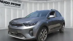 Grau Gebraucht 2024 Kia Stonic Vision SUV | 20.650 € (Fairer Preis)