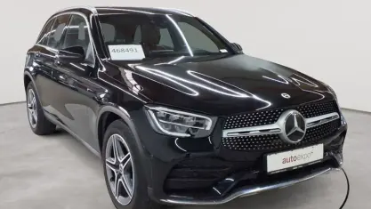 Gebraucht Mercedes GLC200 AMG line 163 PS (119 kW) 2022 Schwarz SUV