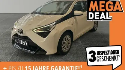 Gebraucht Toyota Aygo 72 PS (52 kW) 2020 Weiß Kleinwagen