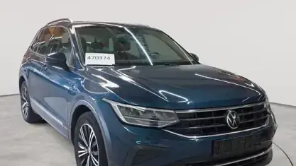 Gebraucht VW Tiguan Life 150 PS (110 kW) 2022 Nightshade blue metallic SUV