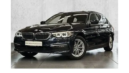 Imperialblau brillanteffekt Gebraucht 2019 BMW 520 Sport Line Kombi | 25.490 € (Fairer Preis)