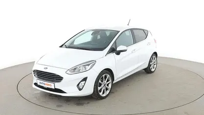 Gebraucht Ford Fiesta Titanium 101 PS (74 kW) 2017 Weiß Kleinwagen
