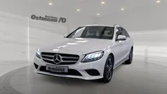 Polar weiss Gebraucht 2020 Mercedes A180 Avantgarde Kombi | 26.880 € (Teuer)