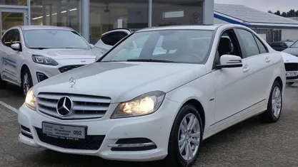 Gebraucht Mercedes C200 Avantgarde 184 PS (135 kW) 2012 Limousine