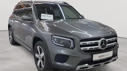 Gebraucht Mercedes GLB200 Progressive 163 PS (119 kW) 2023 Mountaingrau metallic SUV