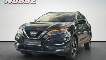 Gebraucht Nissan Qashqai Tekna 116 PS (85 kW) 2018 Black metallic SUV