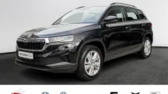 Schwarz Gebraucht 2024 Skoda Karoq Selection SUV | 33.490 € (Fairer Preis)
