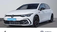 Weiß Gebraucht 2023 VW Golf VIII Style Limousine | 30.680 € (Fairer Preis)