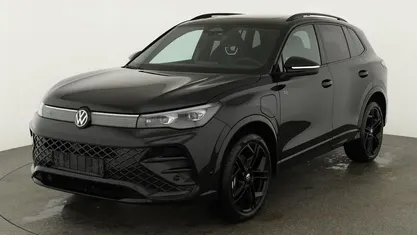 Neu VW Tiguan R-line 272 PS (200 kW) 2025 Grenadillschwarz metallic SUV