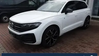 Gebraucht VW Touareg R-line 286 PS (210 kW) 2023 Weiß SUV