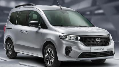 Nowe Nissan Townstar Tekna 131 KM (96 kW) 2026 Srebrny Kombi