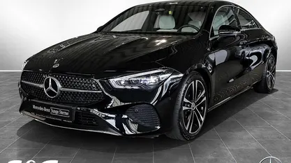 Gebraucht Mercedes CLA180 Progressive 136 PS (100 kW) 2025 Metalliclack kosmosschwarz Limousine