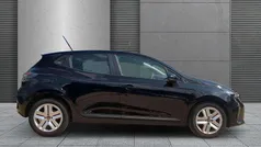 Blackpearlschwarz Gebraucht 2025 Renault Clio V Evolution Kleinwagen | 19.790 € (Fairer Preis)