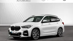 Mineralweiss metallic Gebraucht 2021 BMW X1 M Sport SUV | 27.890 € (Fairer Preis)