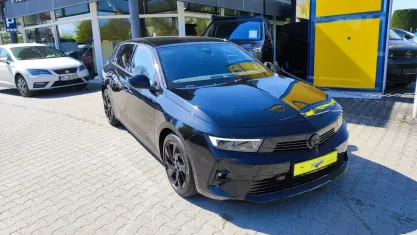 Gebraucht Opel Astra 131 PS (96 kW) 2023 Schwarz Kleinwagen