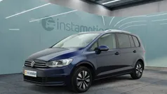 Blau Gebraucht 2024 VW Touran Move Van / Kleinbus | 33.249 € (Guter Preis)