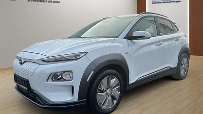 Gebraucht Hyundai Kona Advantage 100 kW (136 PS) 2021 Chalk white SUV