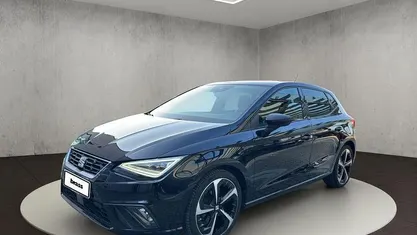 Gebraucht Seat Ibiza FR 110 PS (80 kW) 2023 Mitternachtsschwarz Kleinwagen