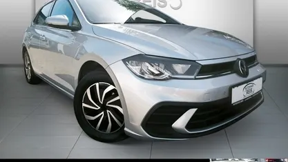 Silber Gebraucht 2024 VW Polo Life Kleinwagen | 16.890 € (Superpreis)