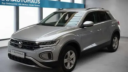 Gebraucht VW T-Roc Life 150 PS (110 kW) 2024 Silber SUV