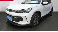 Weiß Gebraucht 2024 VW Tiguan Life SUV | 31.880 € (Fairer Preis)