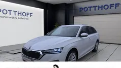 Weiss Gebraucht 2023 Skoda Octavia Style Kombi | 27.221 € (Guter Preis)