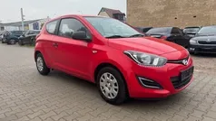 Rot Gebraucht 2013 Hyundai i20 Edition Kleinwagen | 2.590 € (Superpreis)
